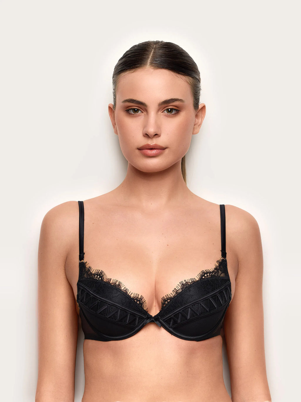 Yamamay Albania Push up bra | IPUD191009_072_02.jpg