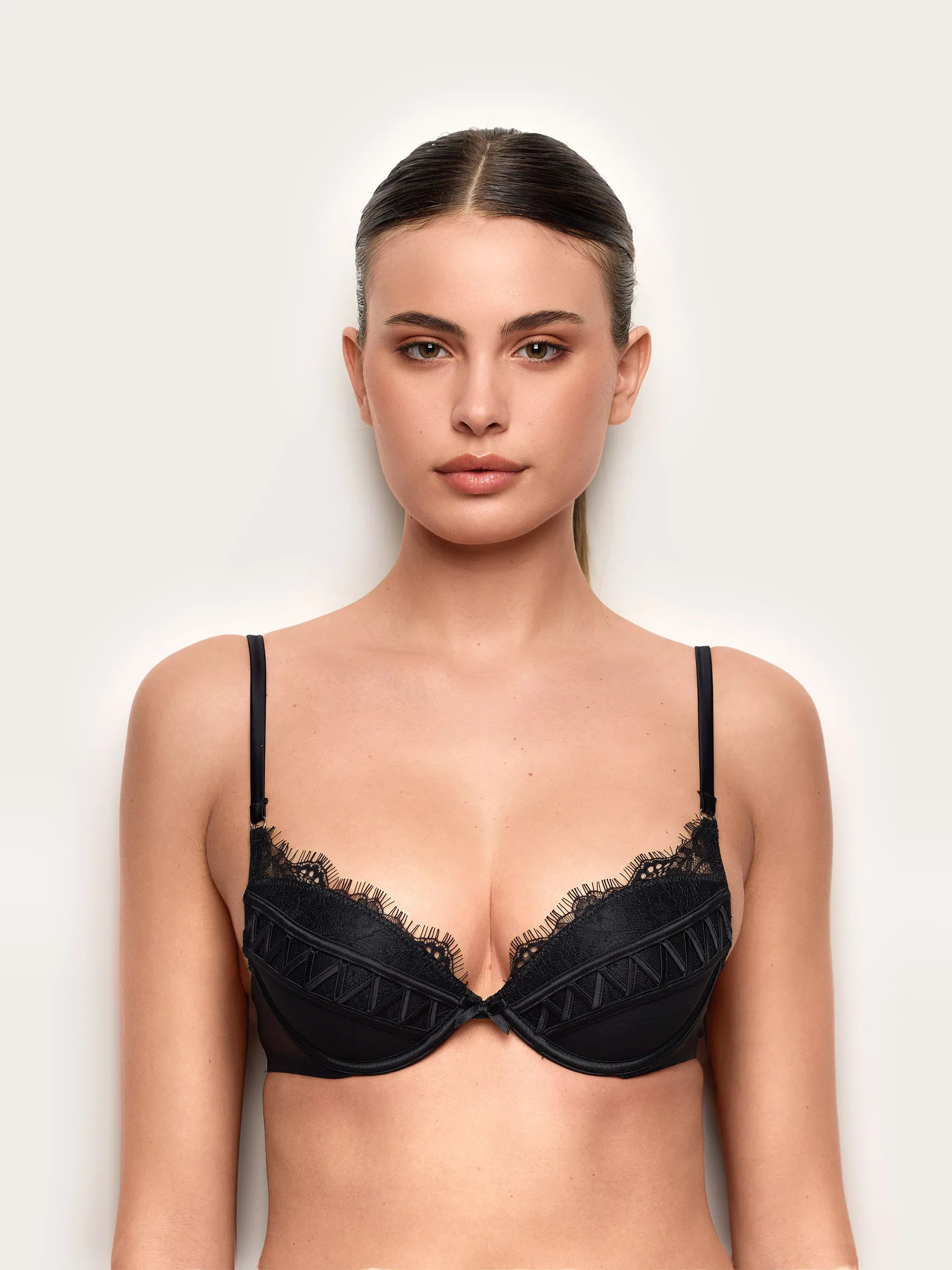 Yamamay Albania Push up bra | IPUD191009_072_02.jpg