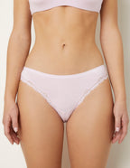 Modal/Seta - Mbathje