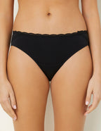 Briefs_Vicky _Yamamay Albania