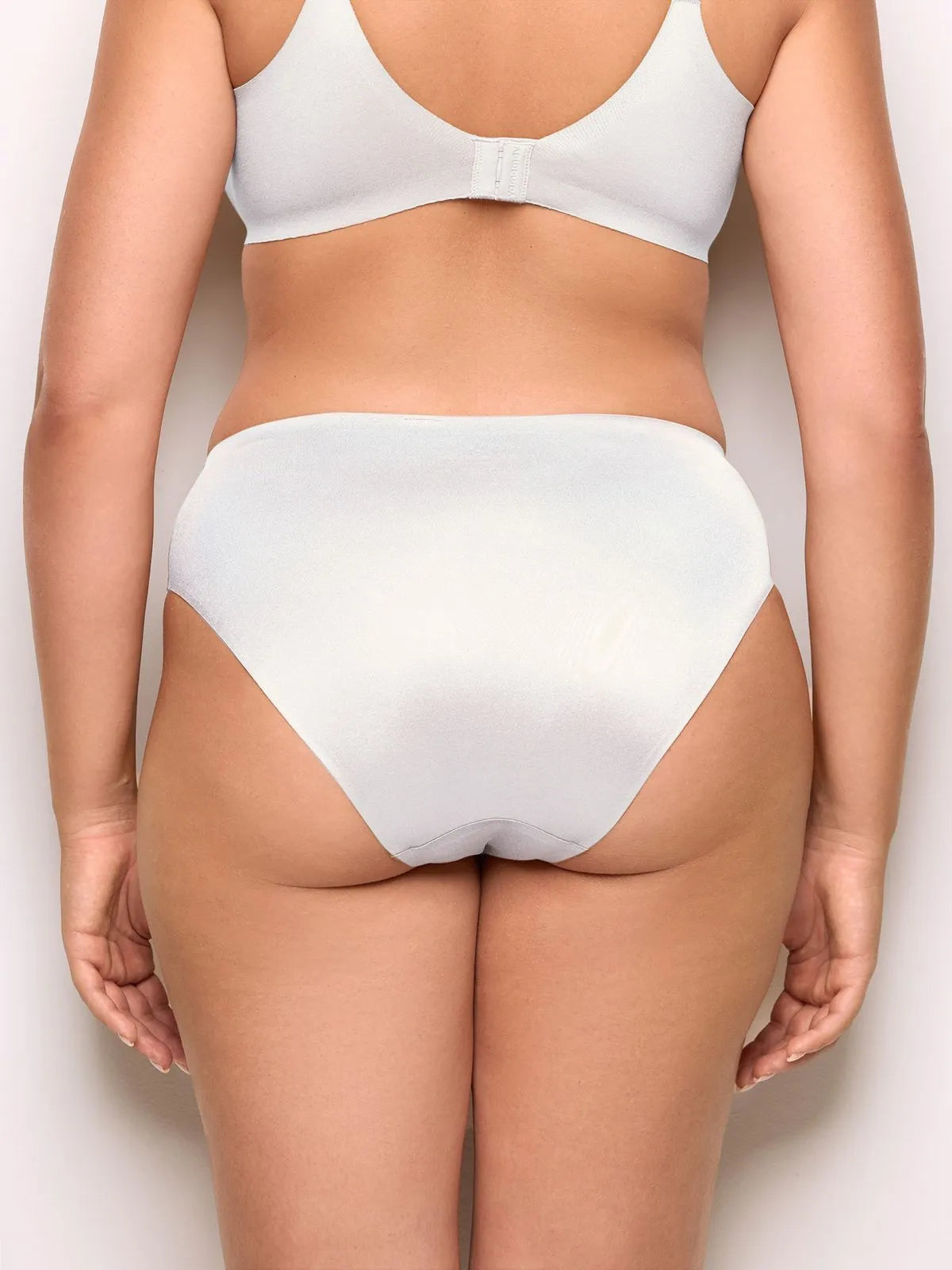 PRINCIPESSA - Mbathje me bel të lartë