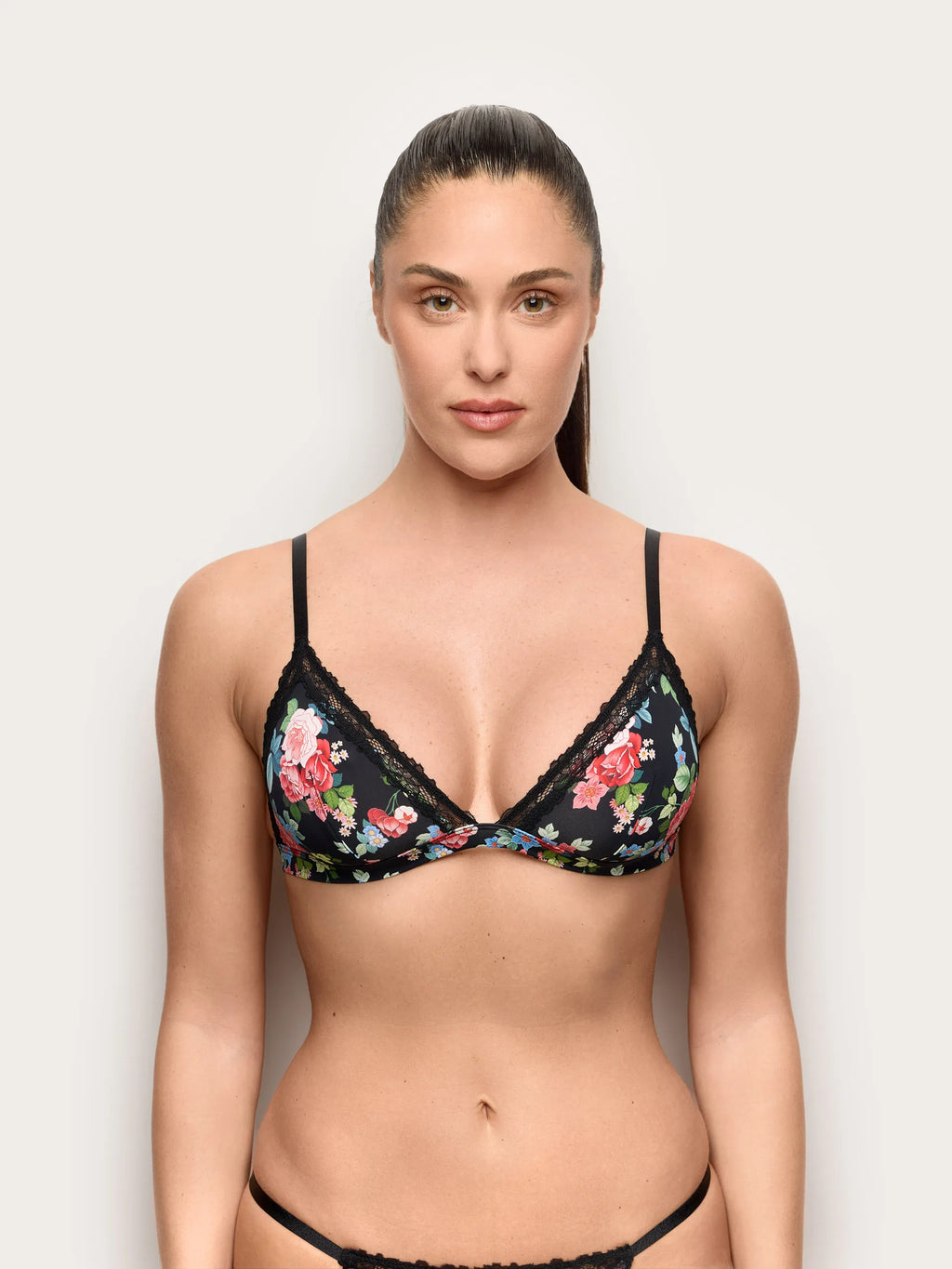 Yamamay Albania Triangle bra | ITRD191005_128_02.jpg