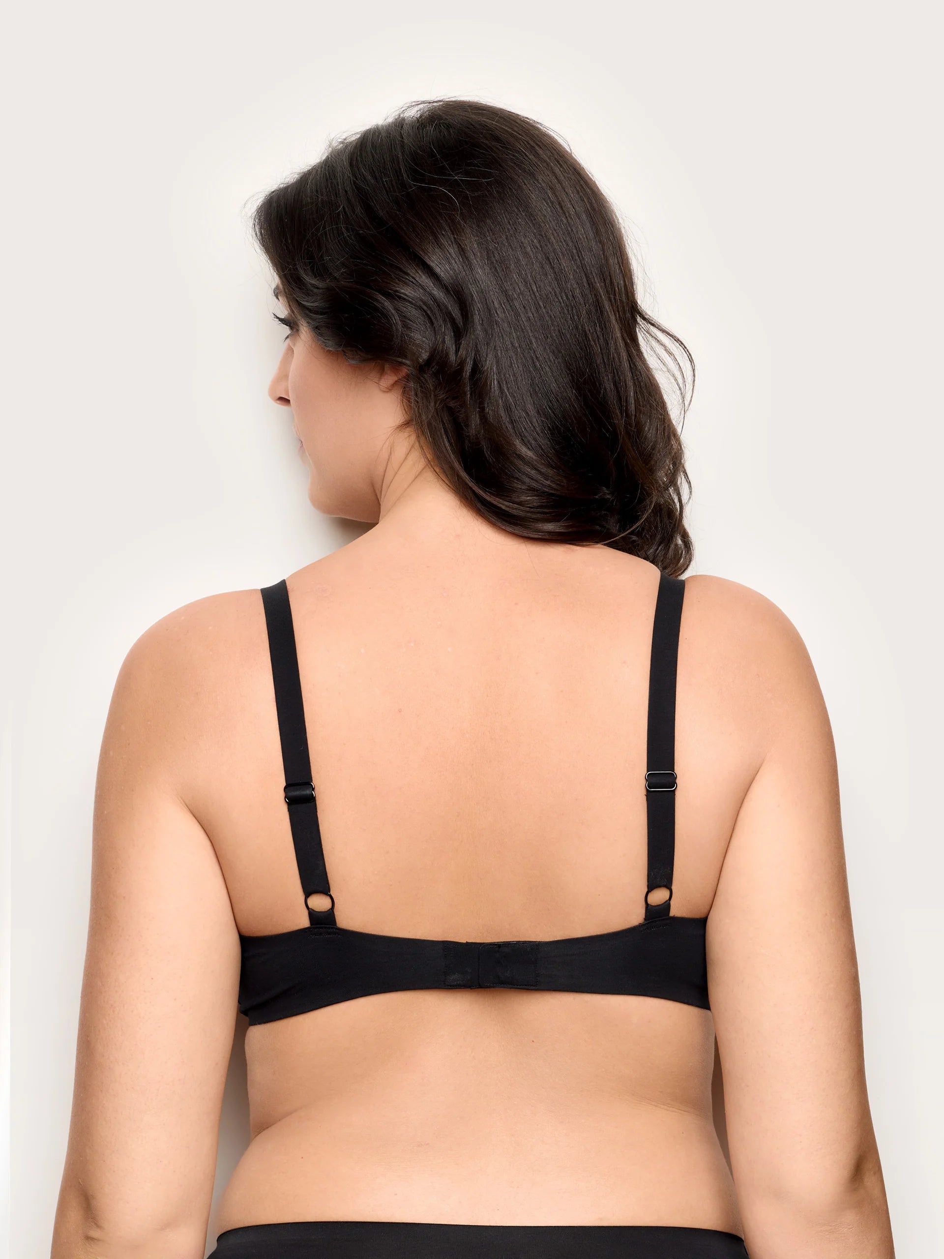 Yamamay Albania Triangle bra | ITRD99X021072_04_b6c4b765-c4a3-40d1-b869-9c1f79a25aa5.jpg