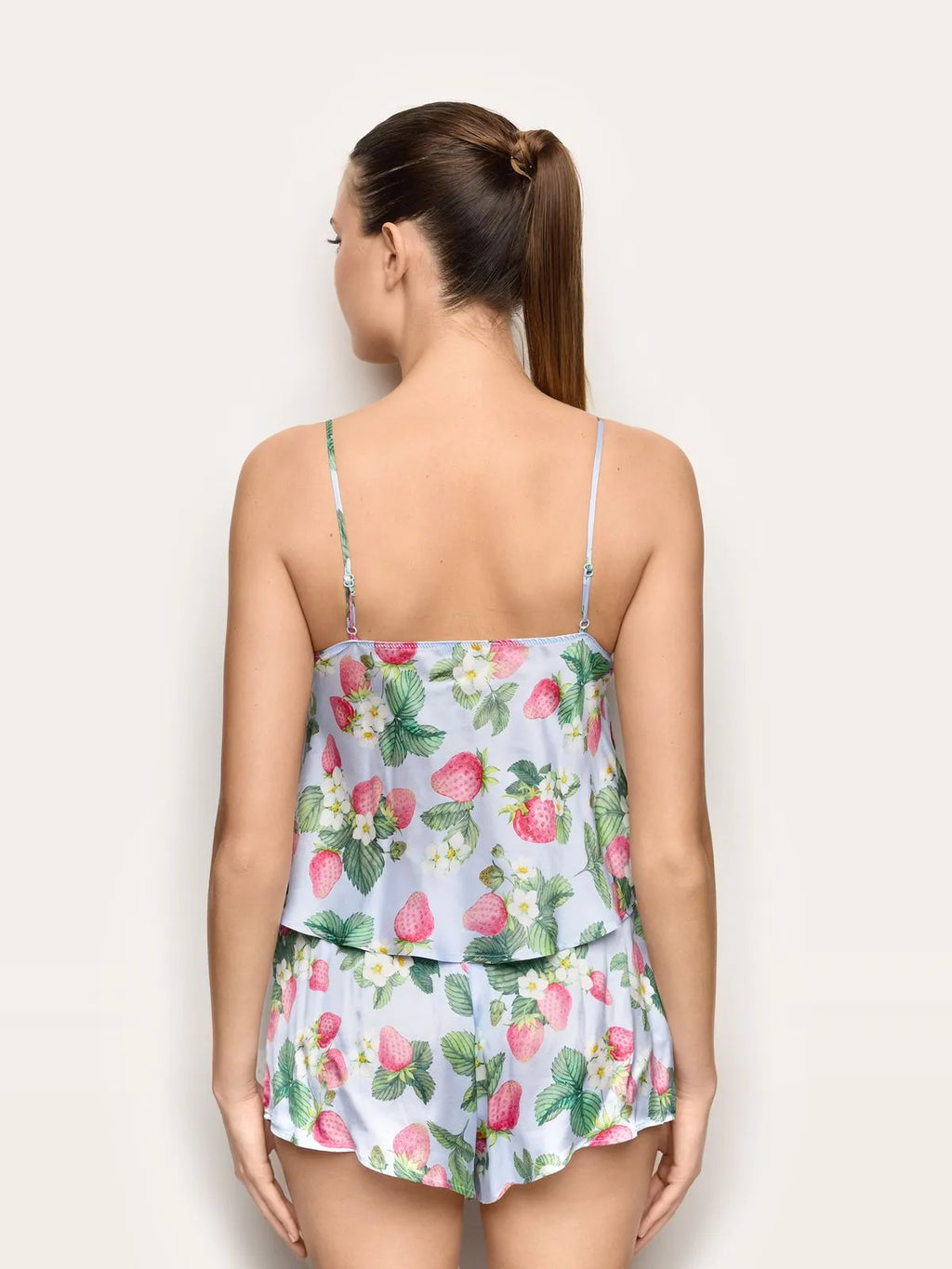 Juicy - Set saten (kanatjere + pantallona te shkurtra) për femra