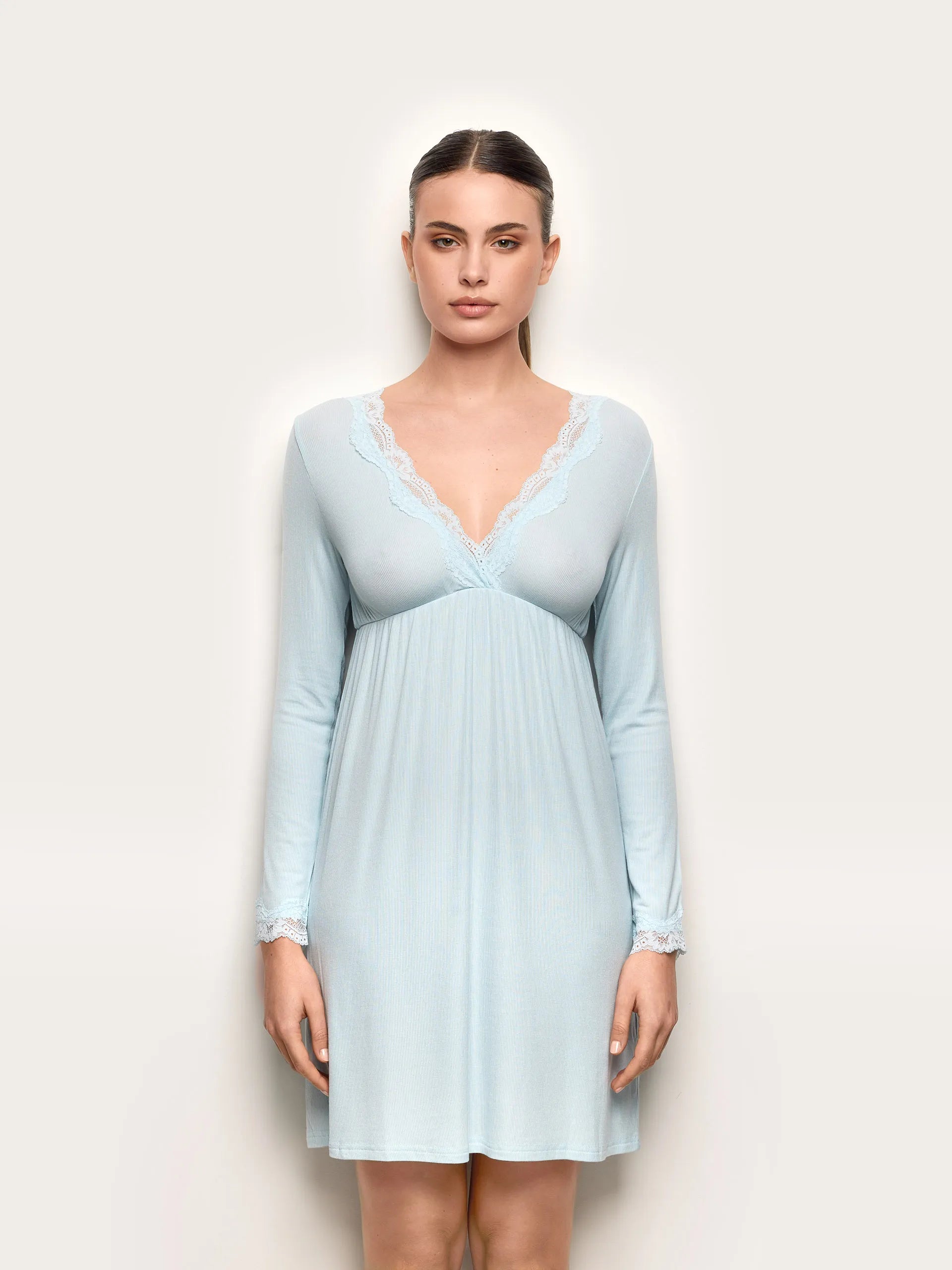 Yamamay Albania Long-sleeve nightshirt | PCCD191003_013_02.jpg