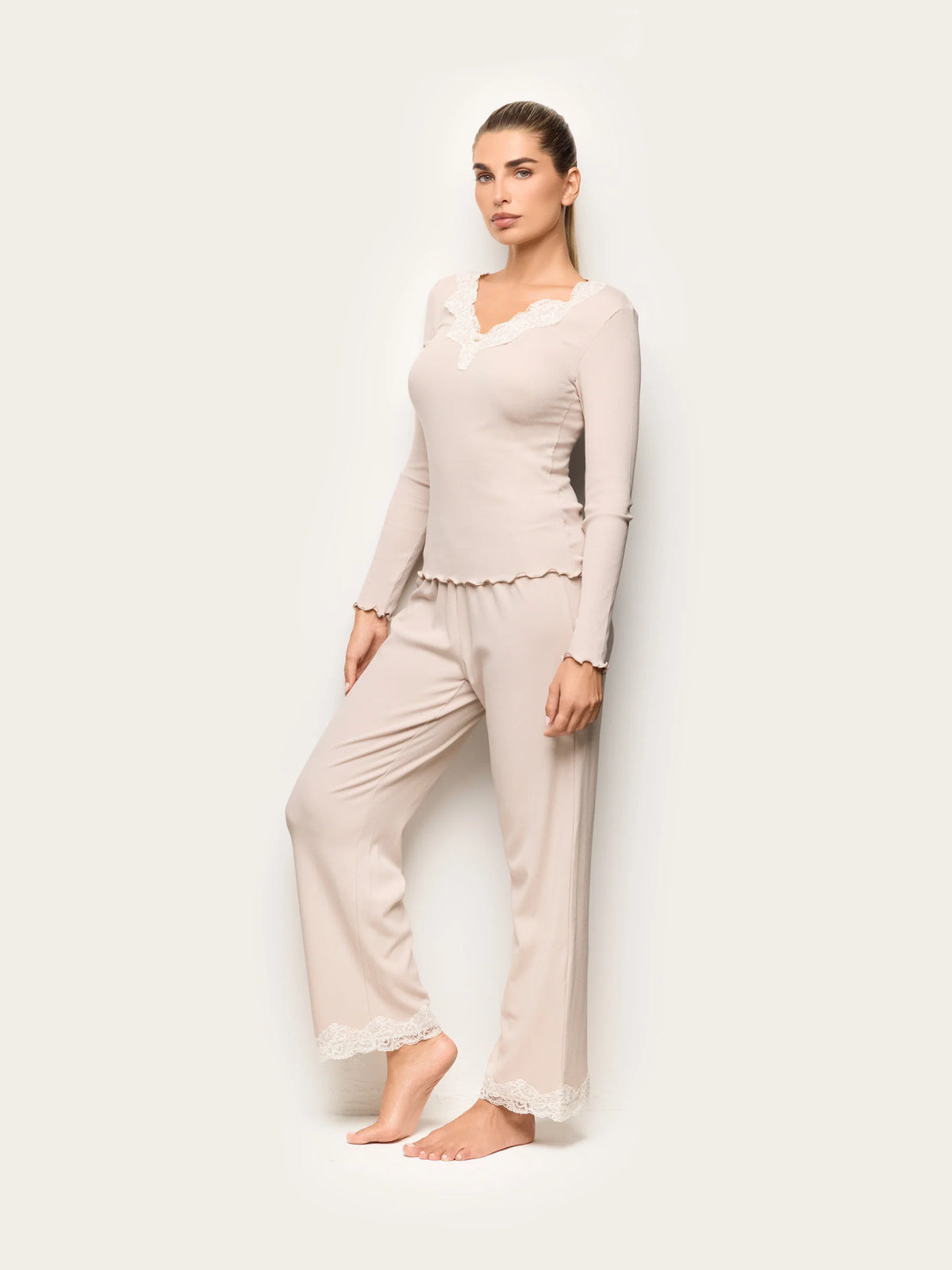 Yamamay Albania Full-long trousers | PPBD193003726_01.jpg