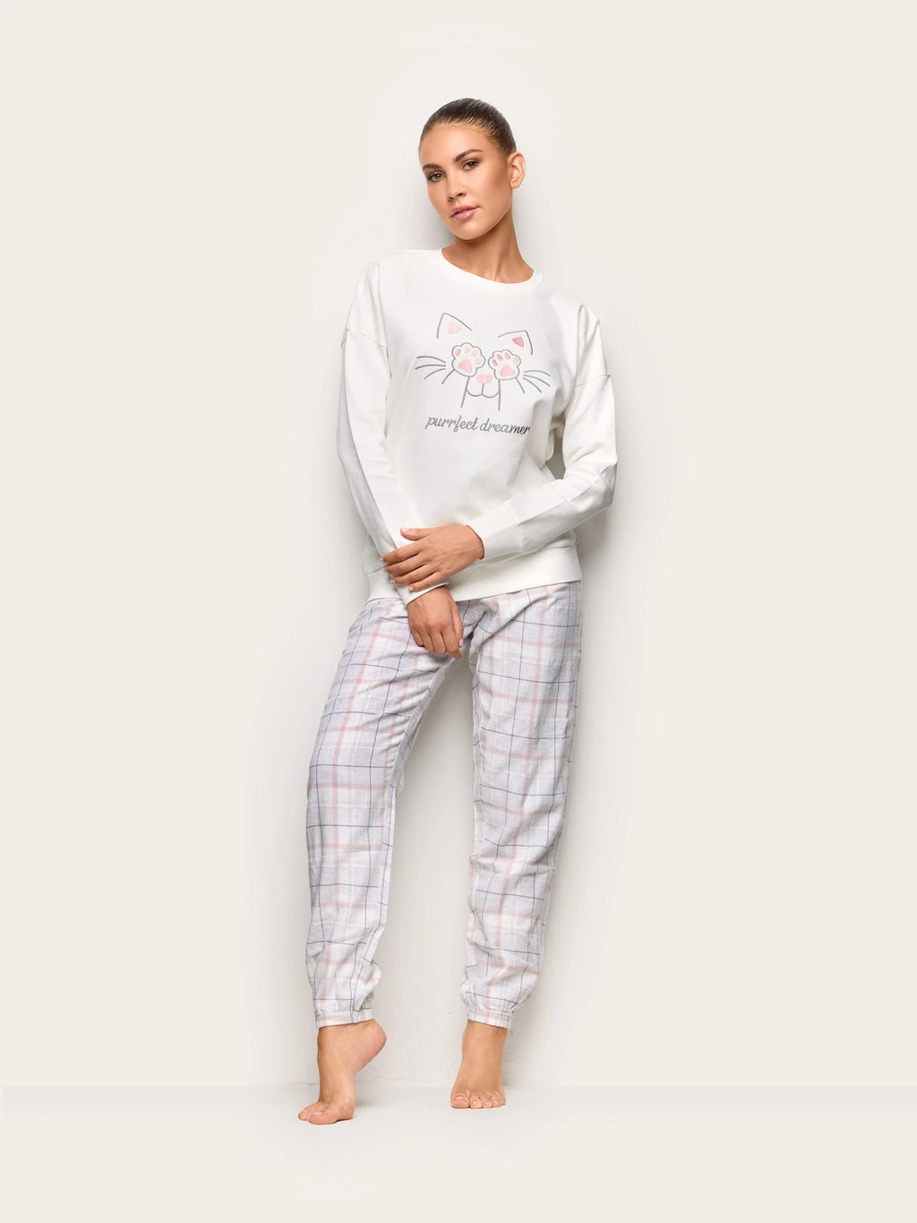 Yamamay Albania Pyjamas | PPLD193004244_01_29e95c21-be8a-4d28-9d37-a2a88b143c4a.jpg