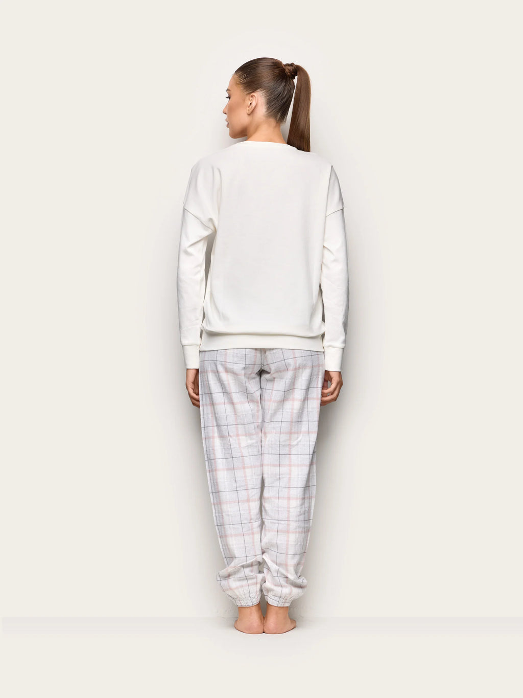 Yamamay Albania Pyjamas | PPLD193004244_05_01abd2cb-af15-4bae-a6e3-26af688ca08e.jpg