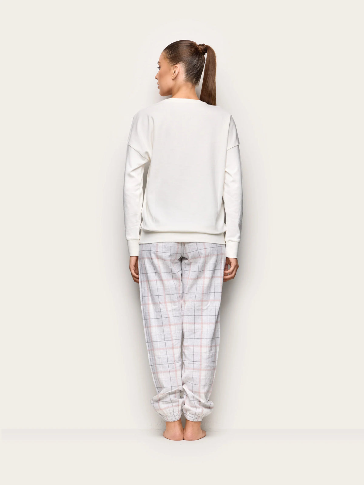 Yamamay Albania Pyjamas | PPLD193004244_05_01abd2cb-af15-4bae-a6e3-26af688ca08e.jpg