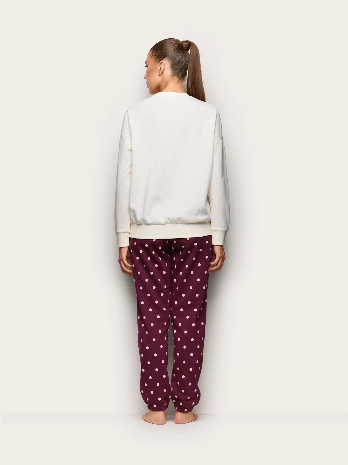 Yamamay Albania Pyjamas | PPLD193007244_05_f1787e52-6f44-411c-ab1d-de3bf6f25dbb.jpg