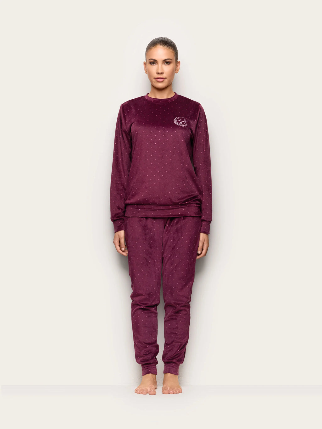 Yamamay Albania Pyjamas | PPLD193008128_02_499423a3-9b8f-4232-a94c-e1cac6bee195.jpg