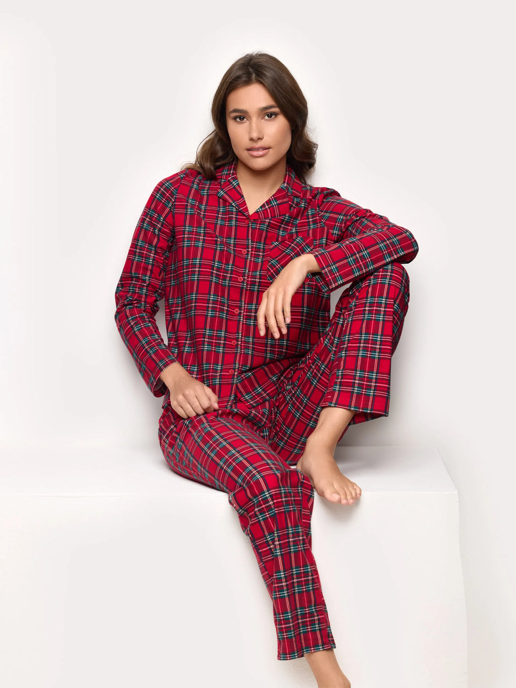 Yamamay Albania Long-Pyjamas with front opening | PPRD184001_128_01.jpg