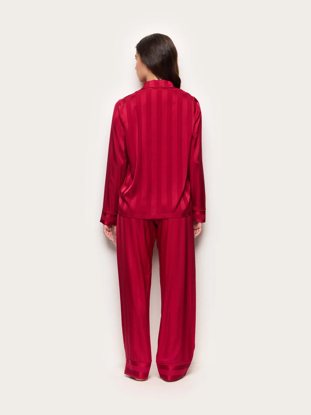 Yamamay Albania Long-Pyjamas with front opening | PPRD184003_909_04.jpg