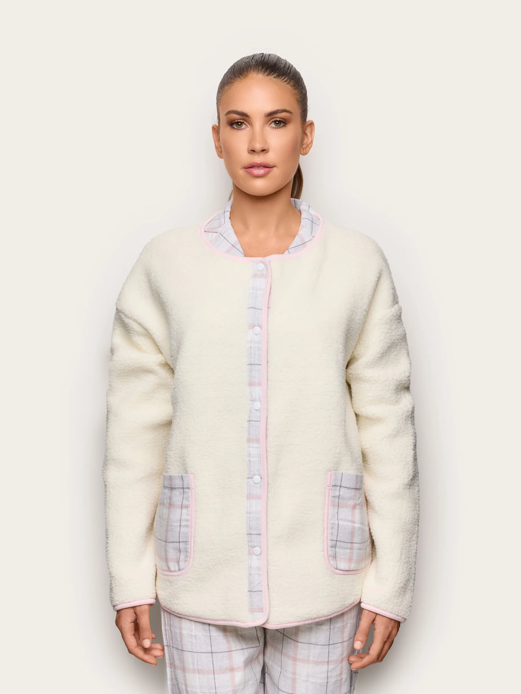 Yamamay Albania Bed jacket | PVED193004244_02_fb698ba0-4847-4d8f-b1ad-8b58118e130b.jpg