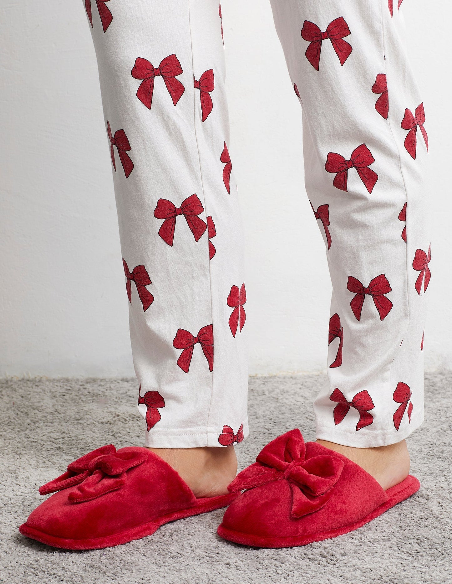 Bow Lover - Woman Slippers