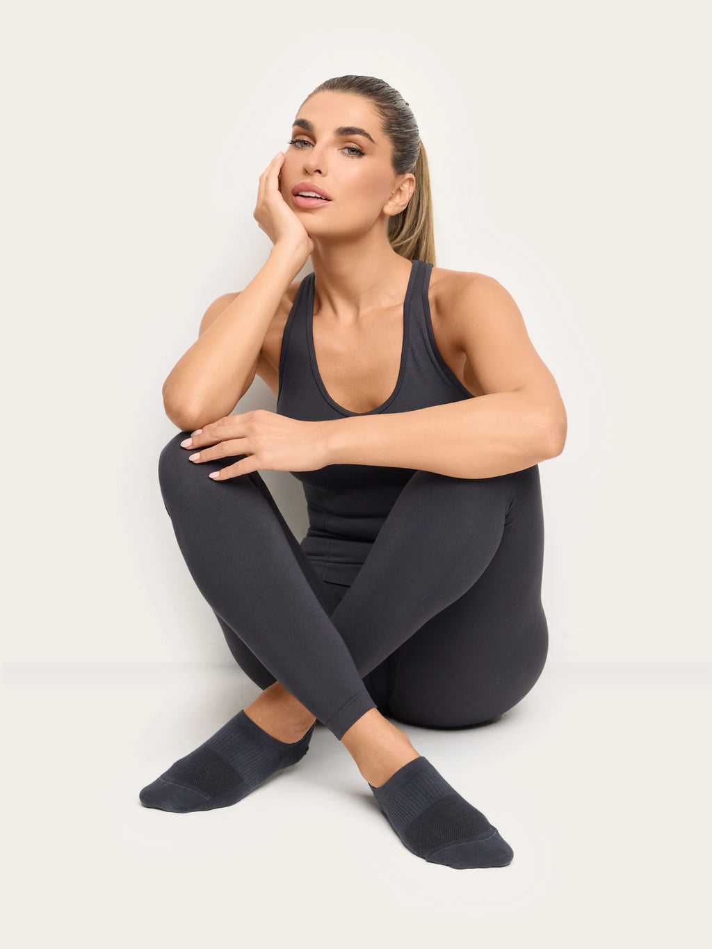 Yamamay Albania Short socks | TCZD193004136_01_aeecbefe-216b-4861-8195-fda1bdc1ebad.jpg