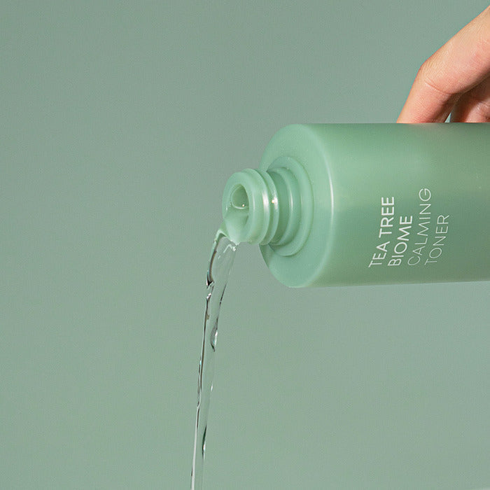 Farmstay Tea Tree Biome Calming Toner – tonik qetësues dhe freskues me tea tree për balancim të lëkurës nga Bassko.