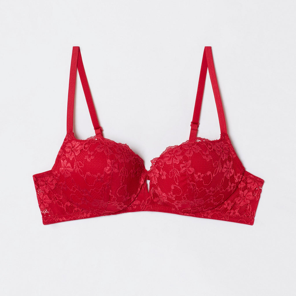 Padded balcony C/Cups differentiates