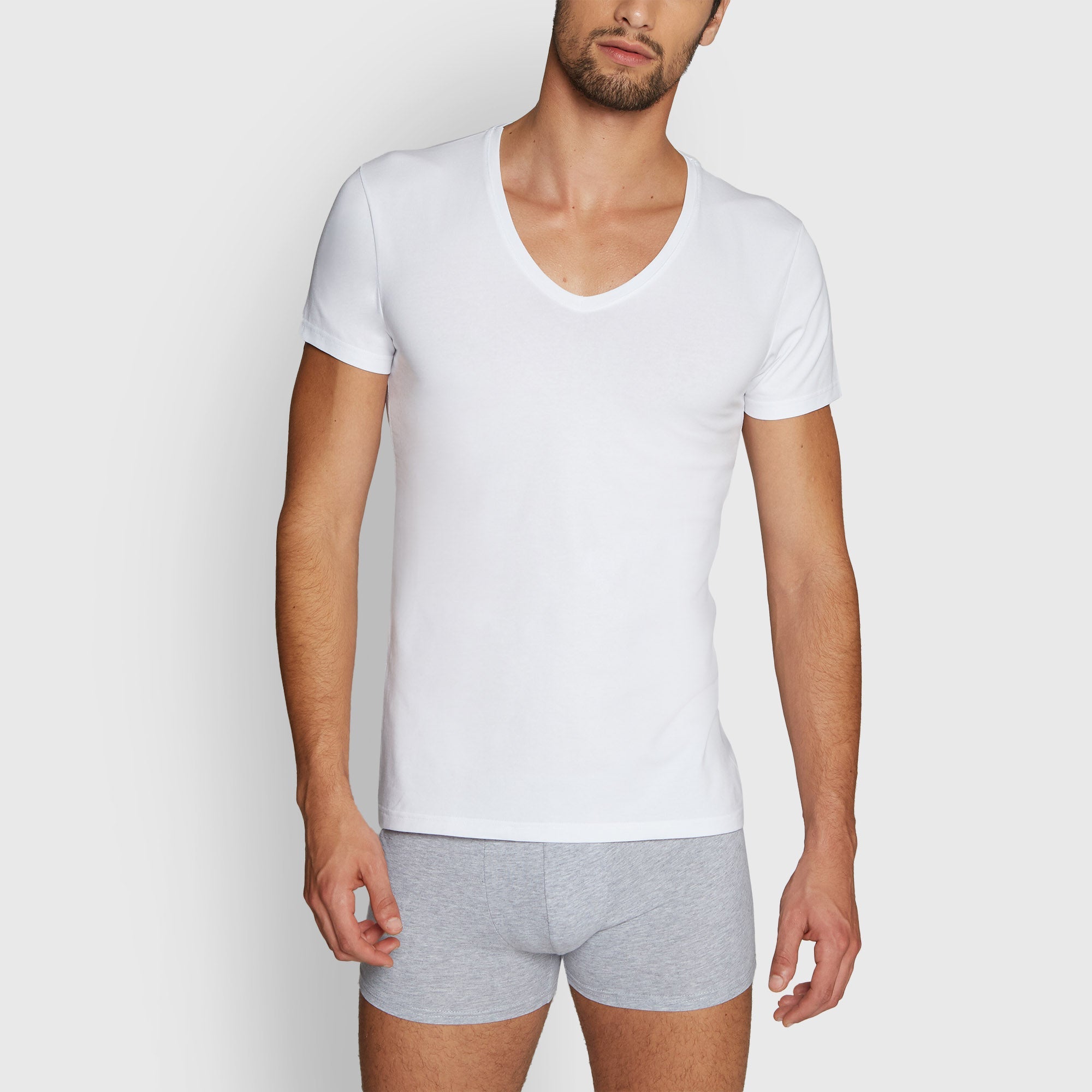 M/C shirt V neckline