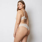 Triangle with different cups