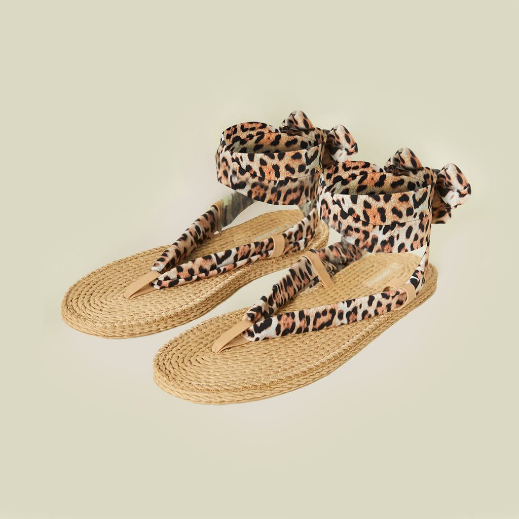 BEACHWEAR